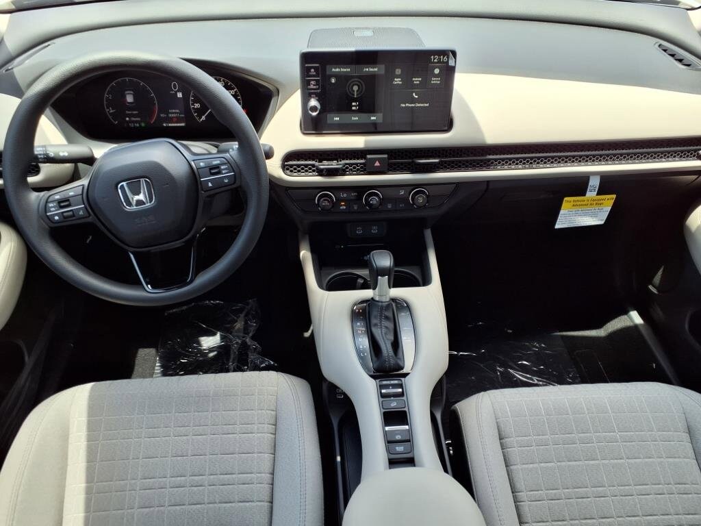 2026 Honda HR-V LX photo 3