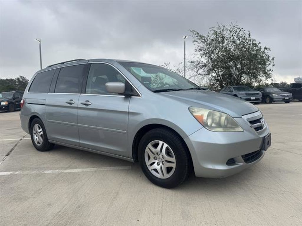 Used 2005 Honda Odyssey EX Van