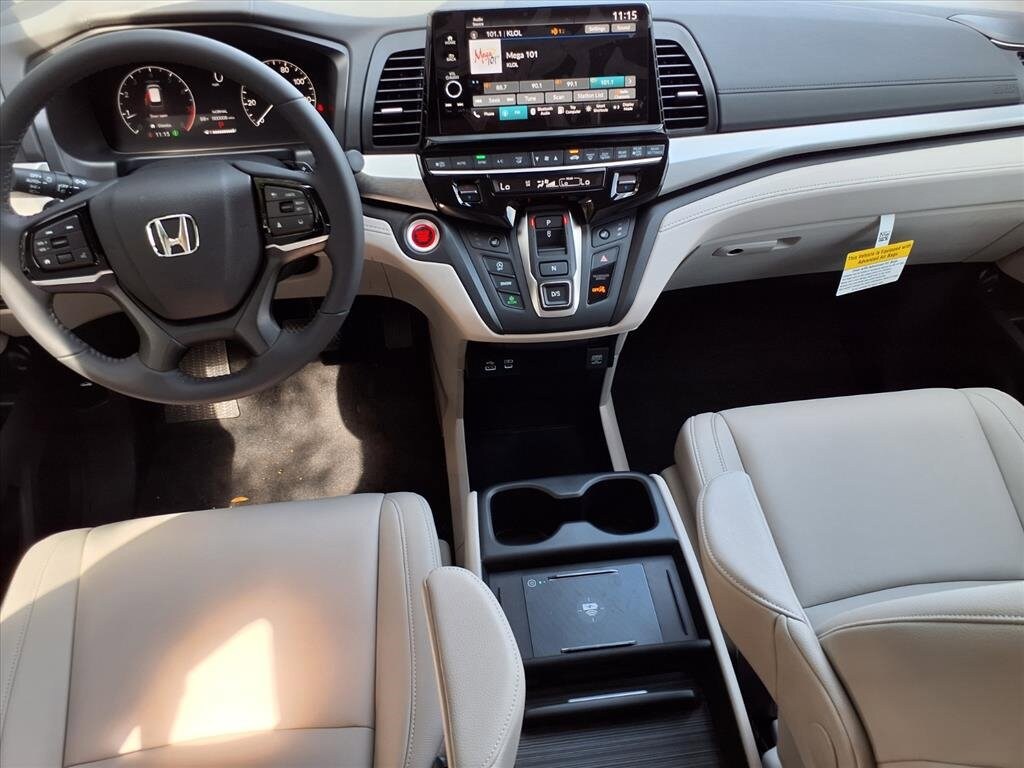 New 2026 Honda Odyssey EX-L Van Passenger