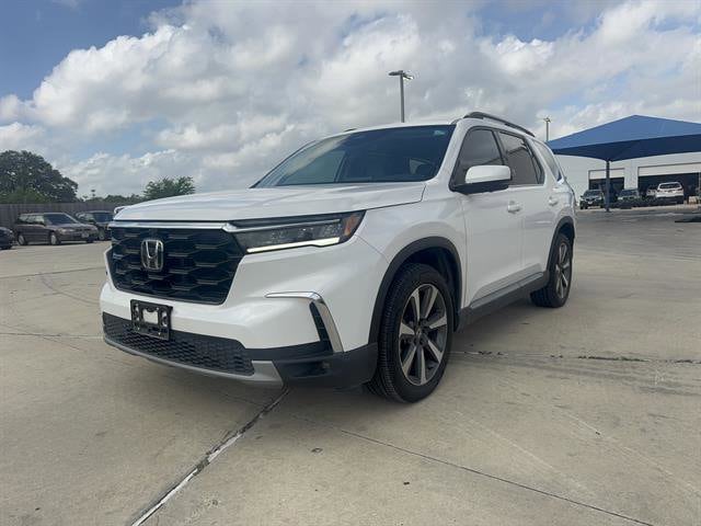 2025 Honda Pilot Elite AWD's photo