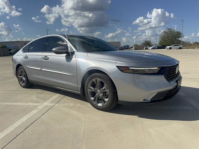 2023 Honda Accord EX photo 3