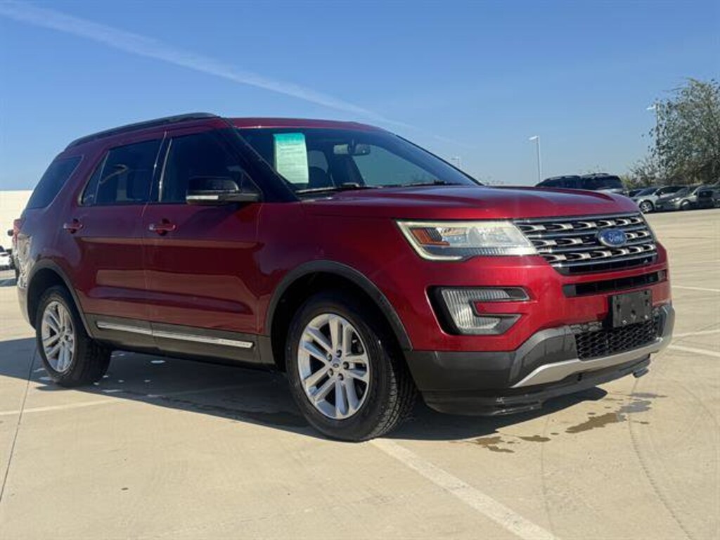 Used 2016 Ford Explorer XLT SUV