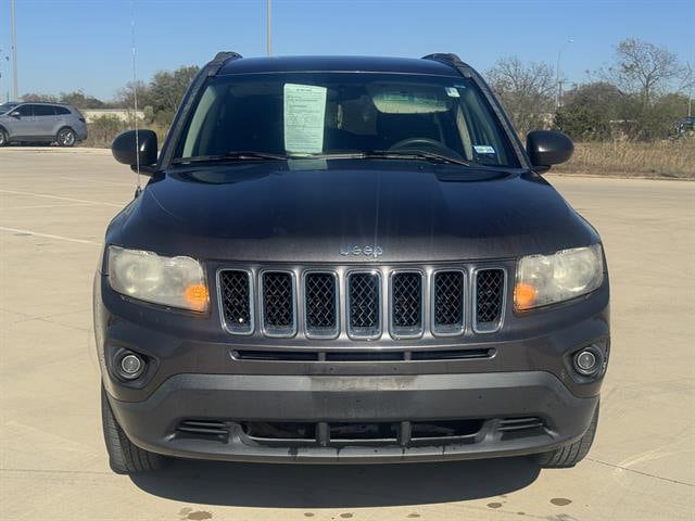 2014 Jeep Compass Sport photo 2