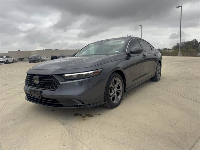2024 Honda Accord EX's photo