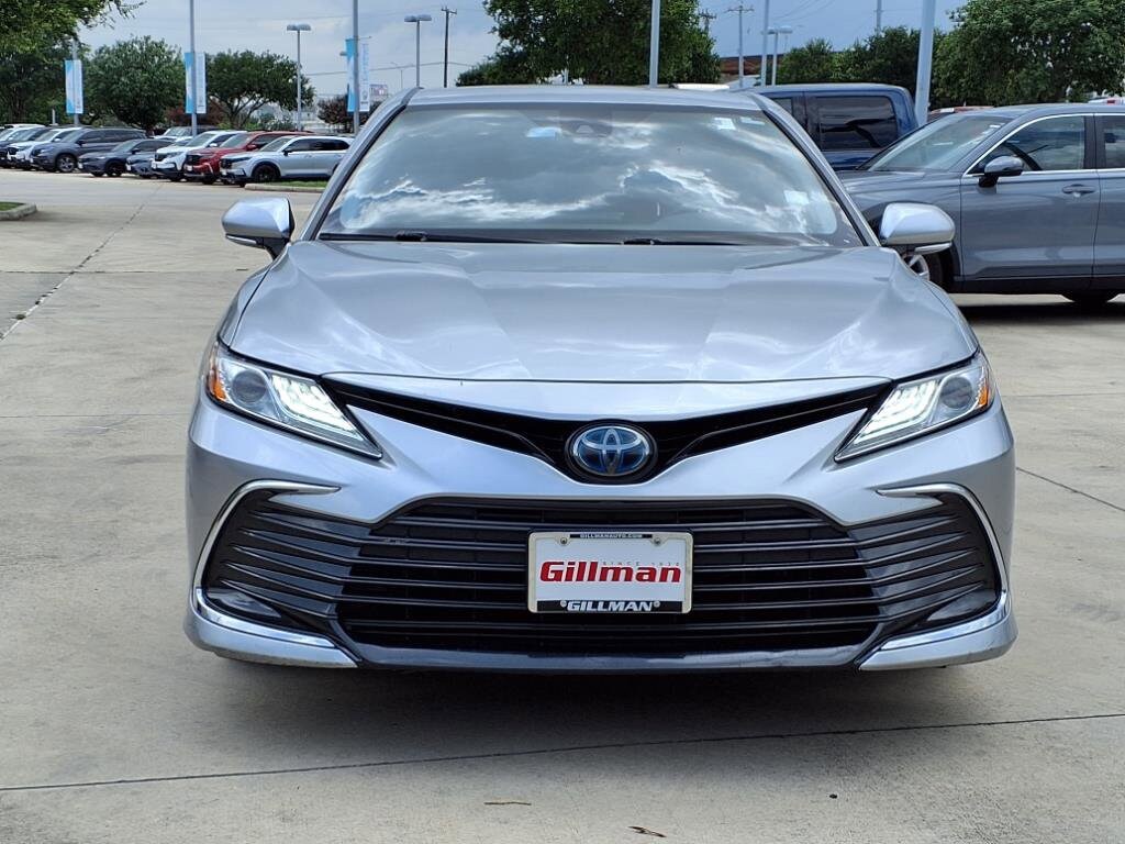 2021 Toyota Camry Hybrid XLE photo 3
