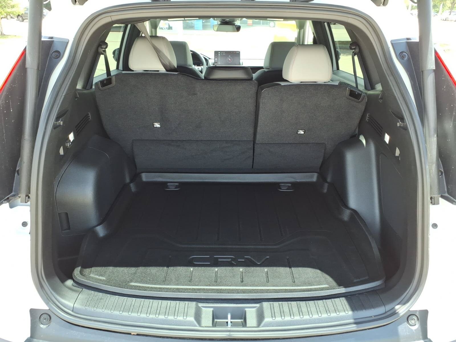 2026 Honda CR-V Sport Touring - Photo 14