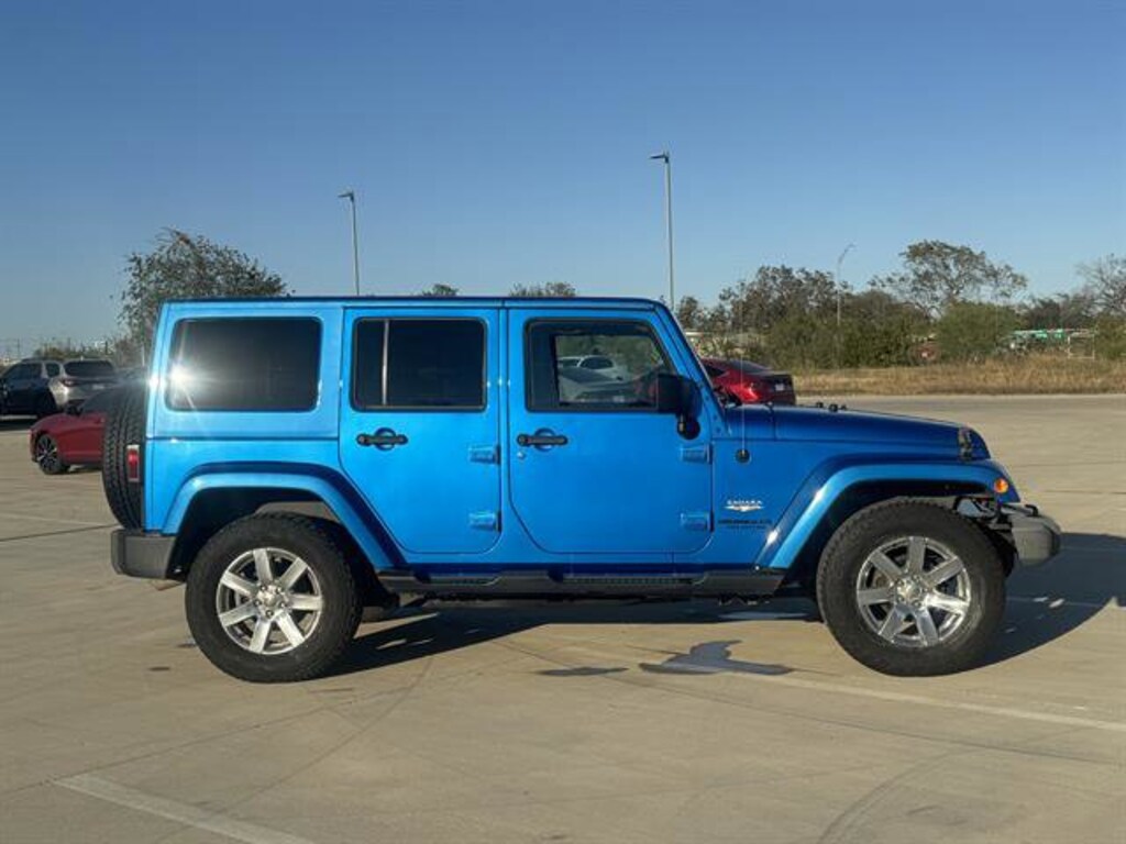 Used 2015 Jeep Wrangler Unlimited Sahara 4x4 SUV