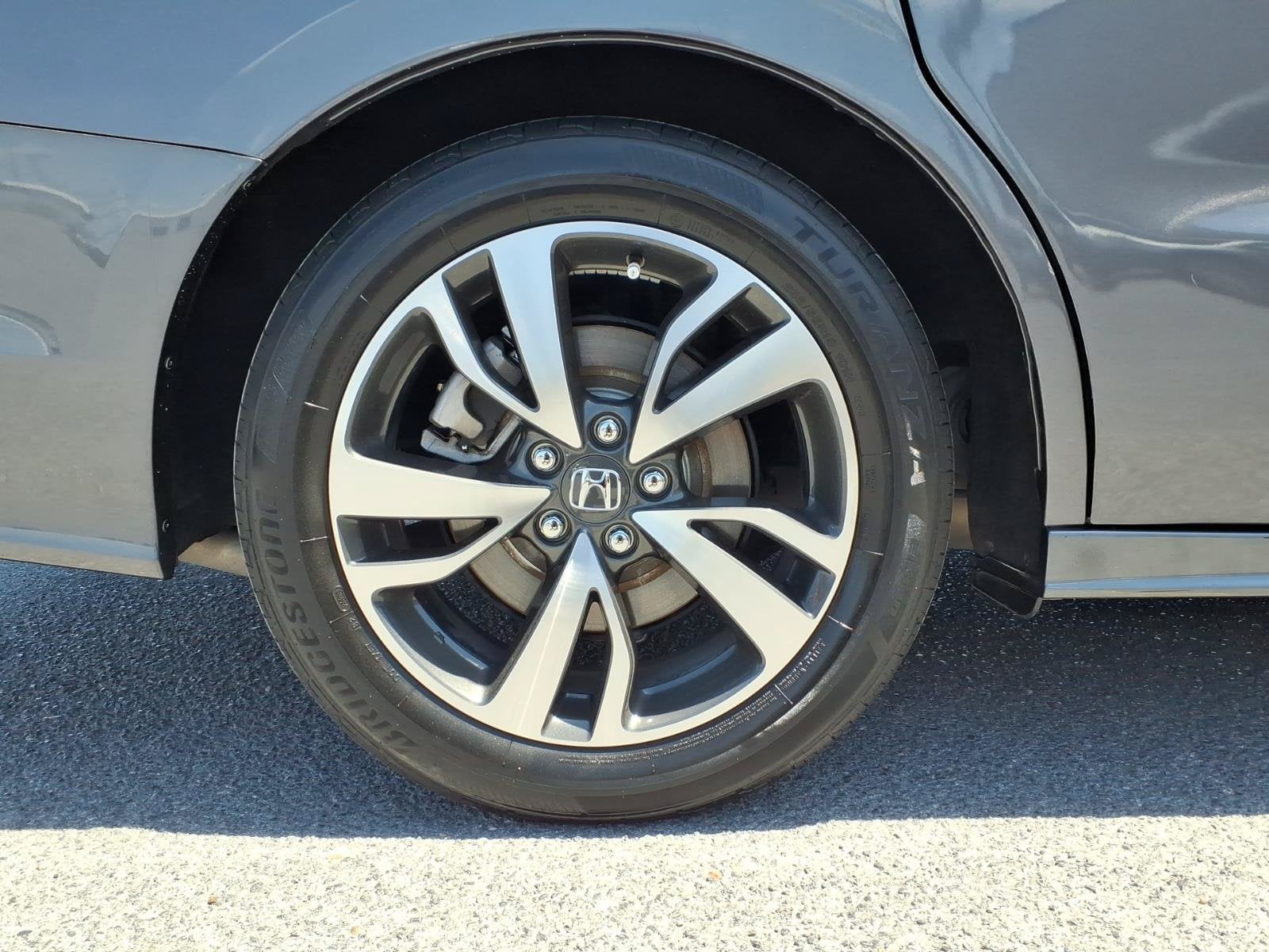 2024 Honda Odyssey Touring - Photo 26