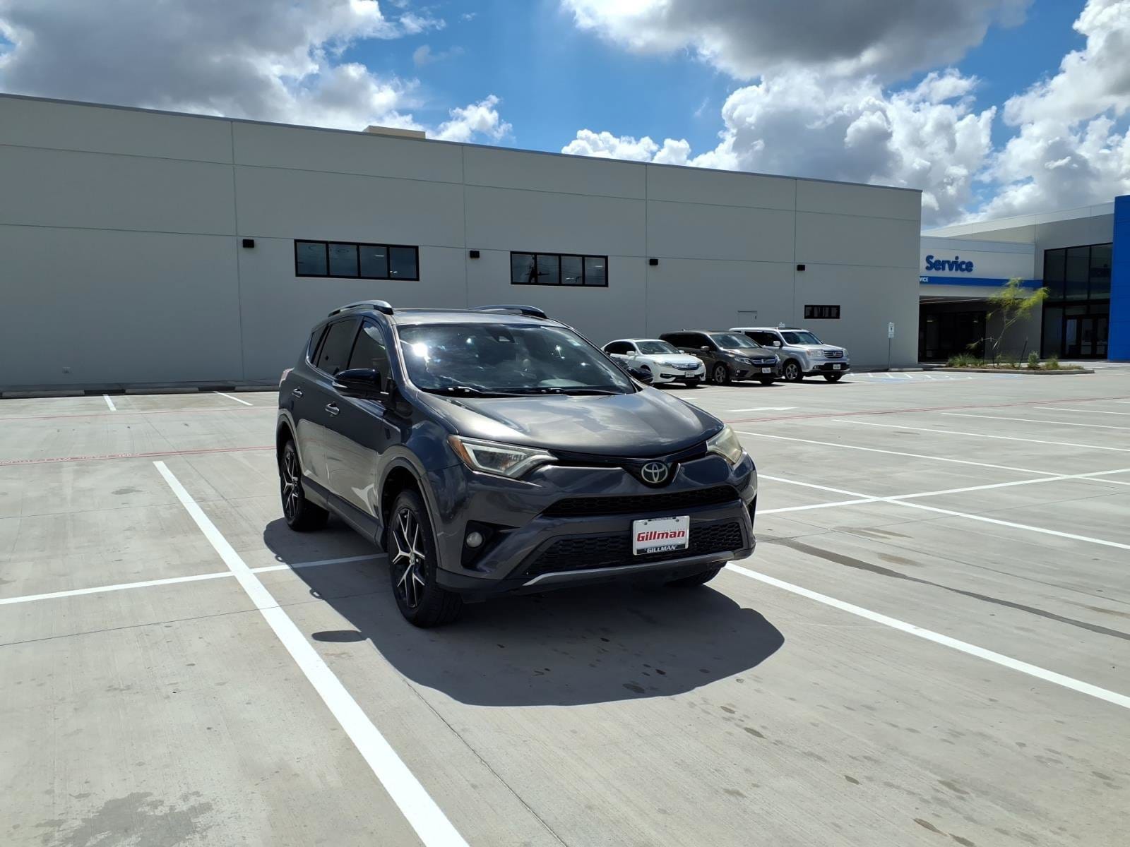 Used 2017 Toyota RAV4 SE with VIN JTMJFREV0HJ709531 for sale in Harlingen, TX