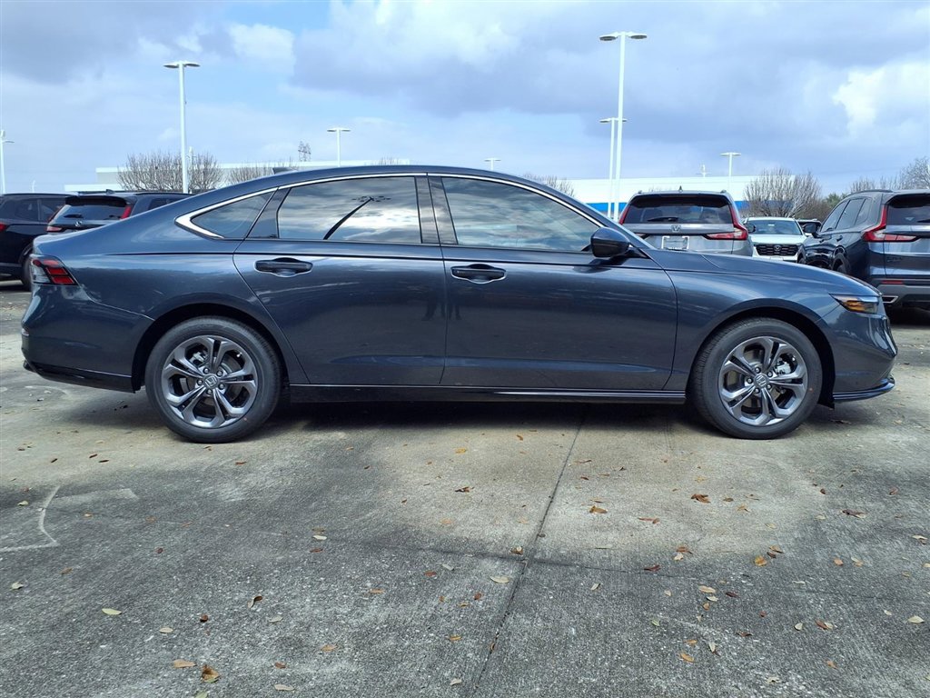 2026 Honda Accord Hybrid EX-L - Photo 14