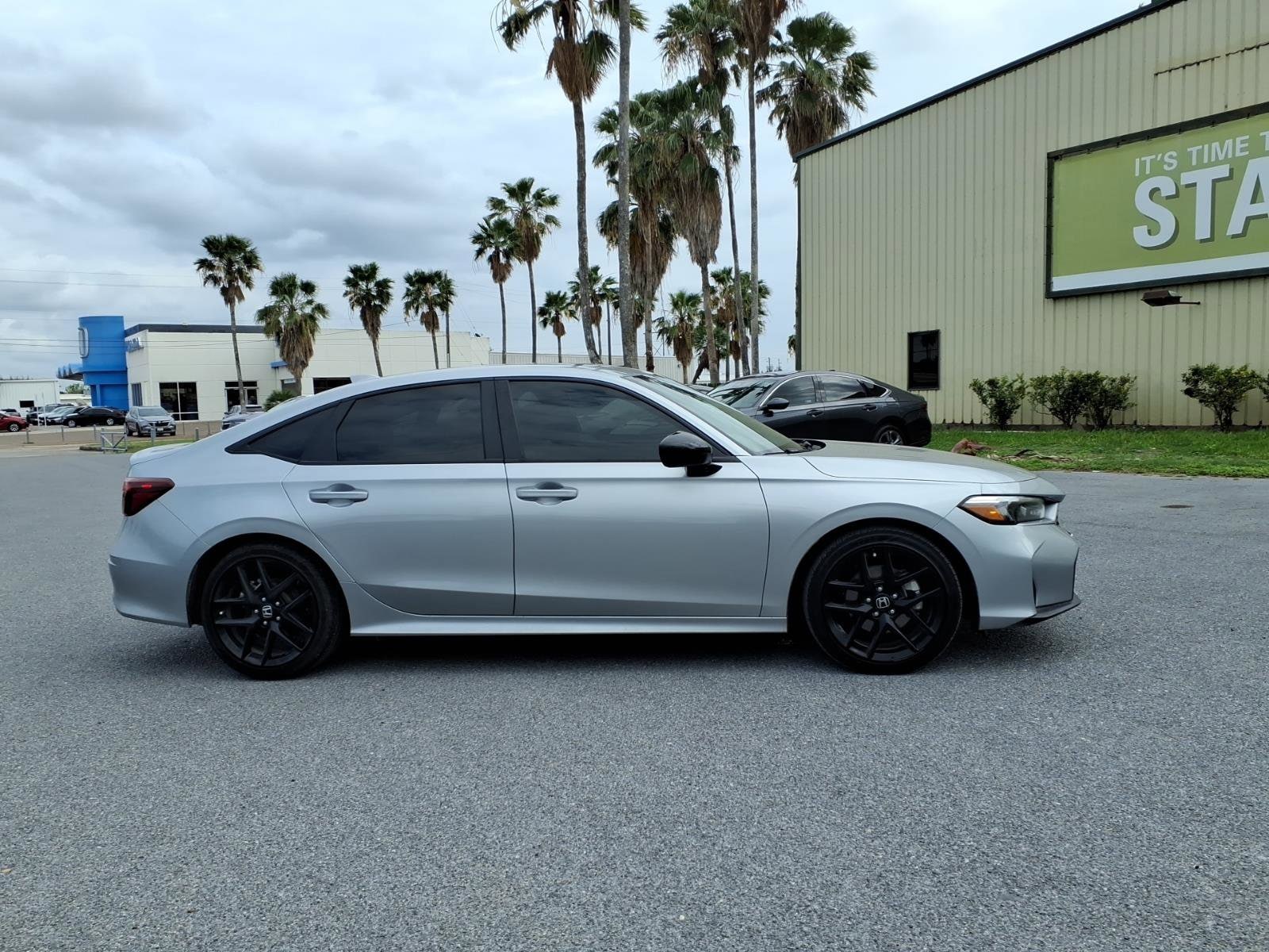 2025 Honda Civic Sport - Photo 9