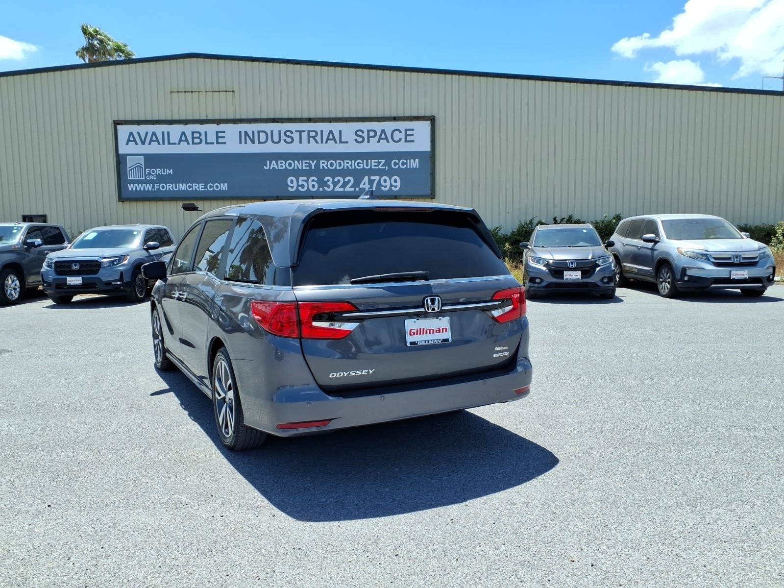 2024 Honda Odyssey Touring - Photo 6