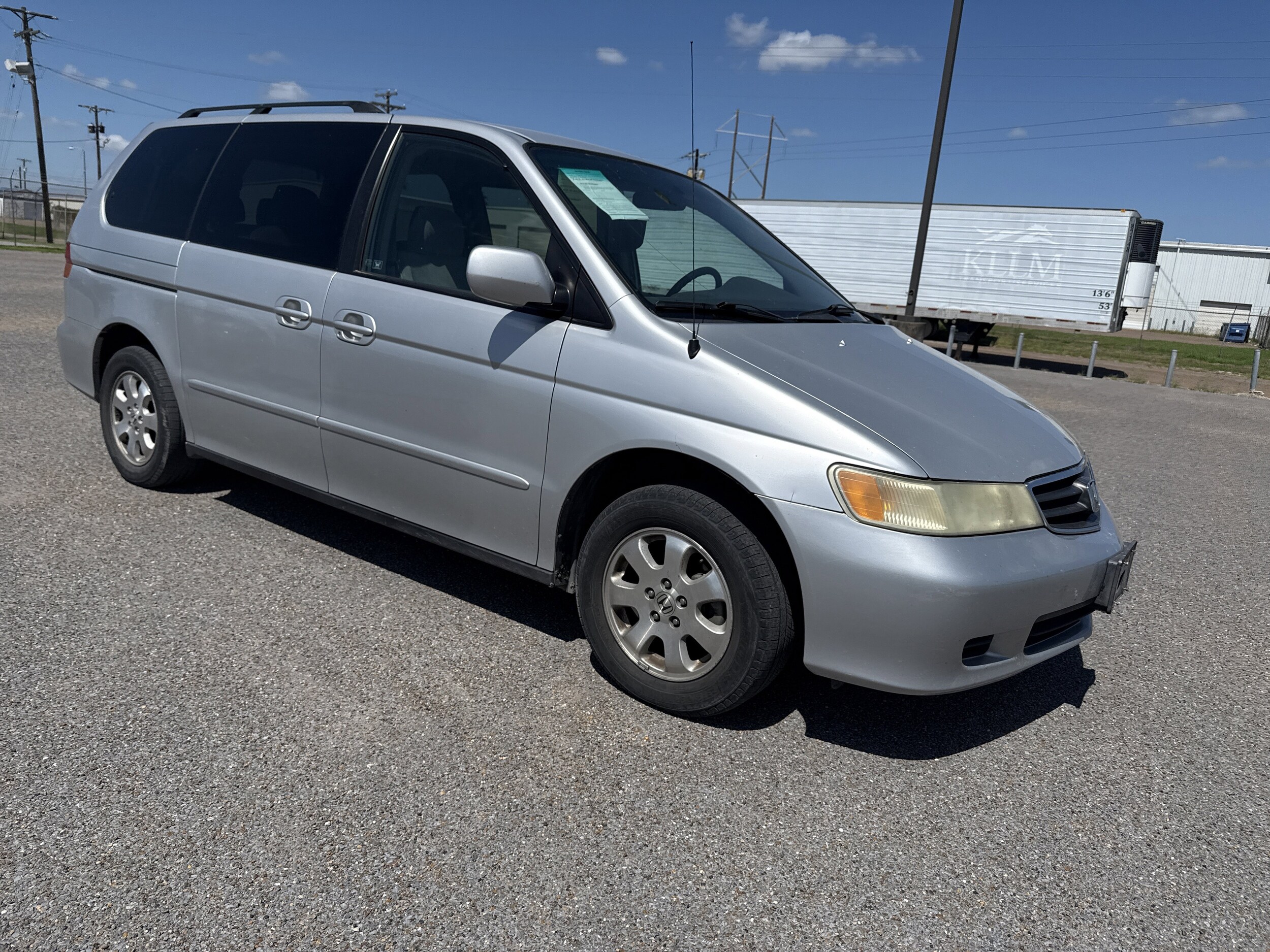 2004 Honda Odyssey EX photo 3