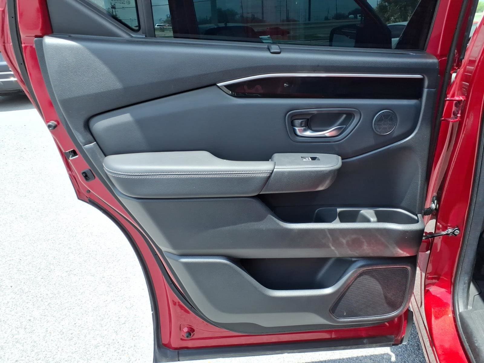 2025 Honda Pilot EX-L - Photo 15