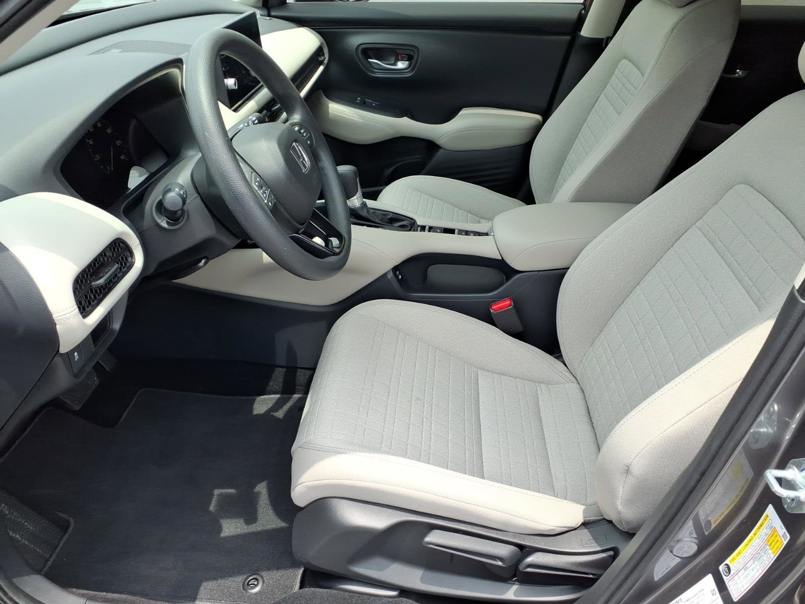 2026 Honda HR-V LX - Photo 11