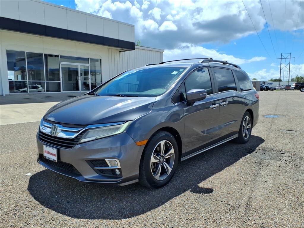 2018 Honda Odyssey Touring photo 4