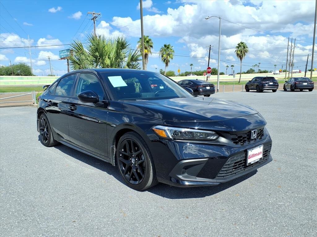 2022 Honda Civic Sport Hatchback photo 2
