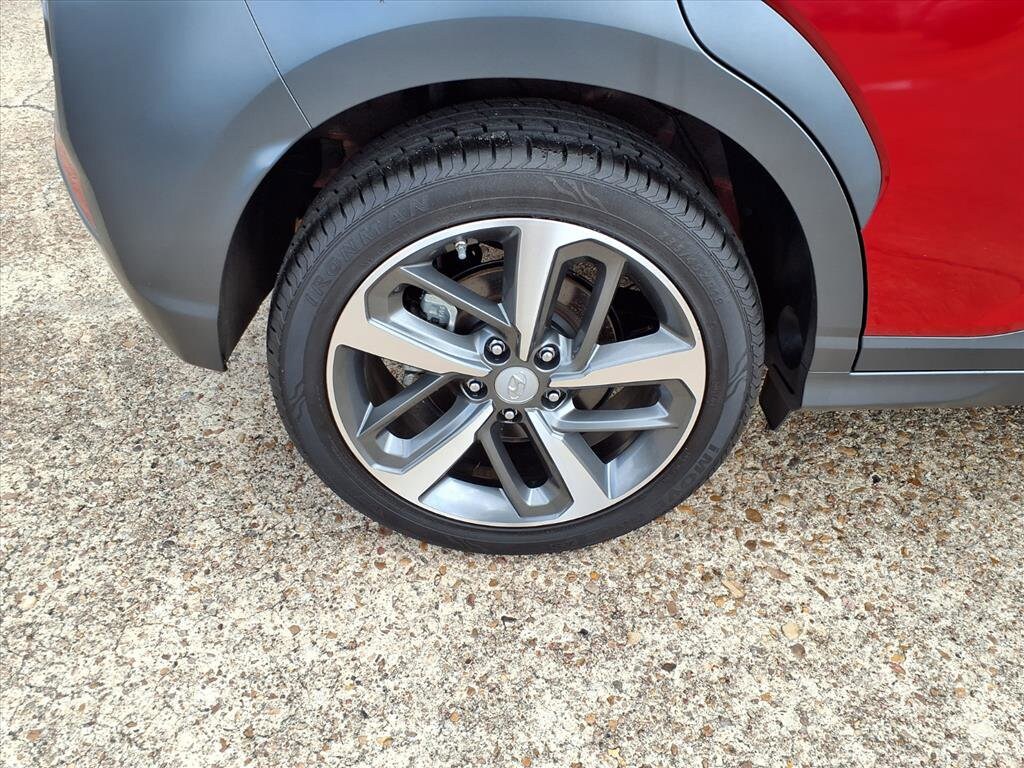 2021 Hyundai Kona Limited - Photo 29