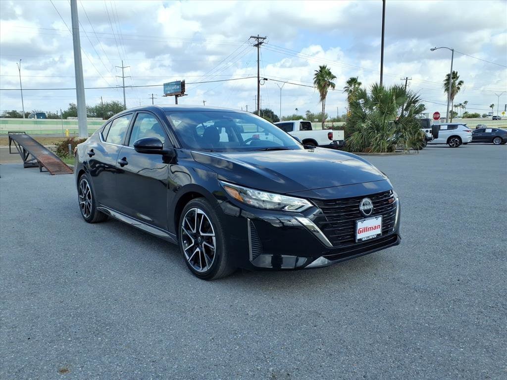 2025 Nissan Sentra SR photo 3