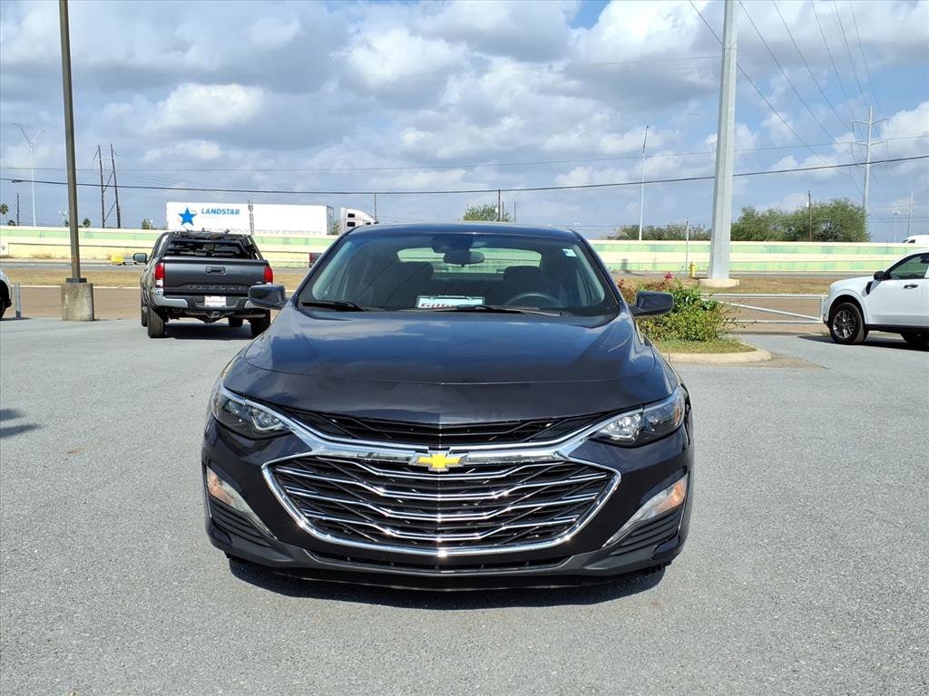 2023 Chevrolet Malibu 1LT photo 4