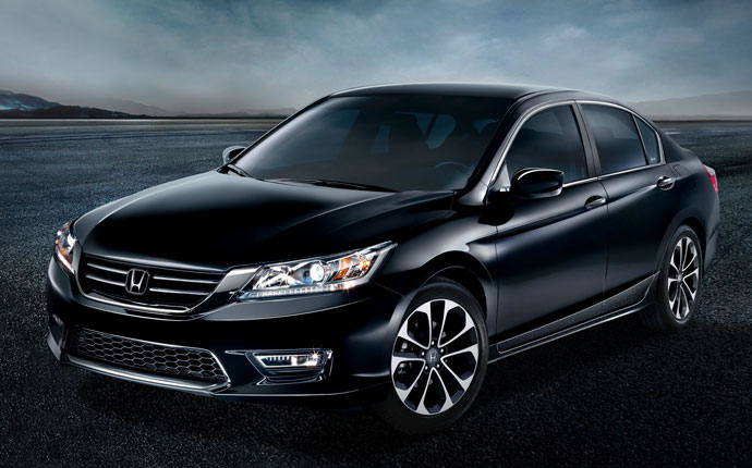 2015 Honda Accord Sedan.jpg