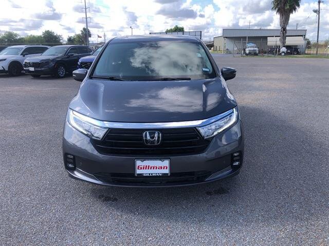 2024 Honda Odyssey Touring photo 2