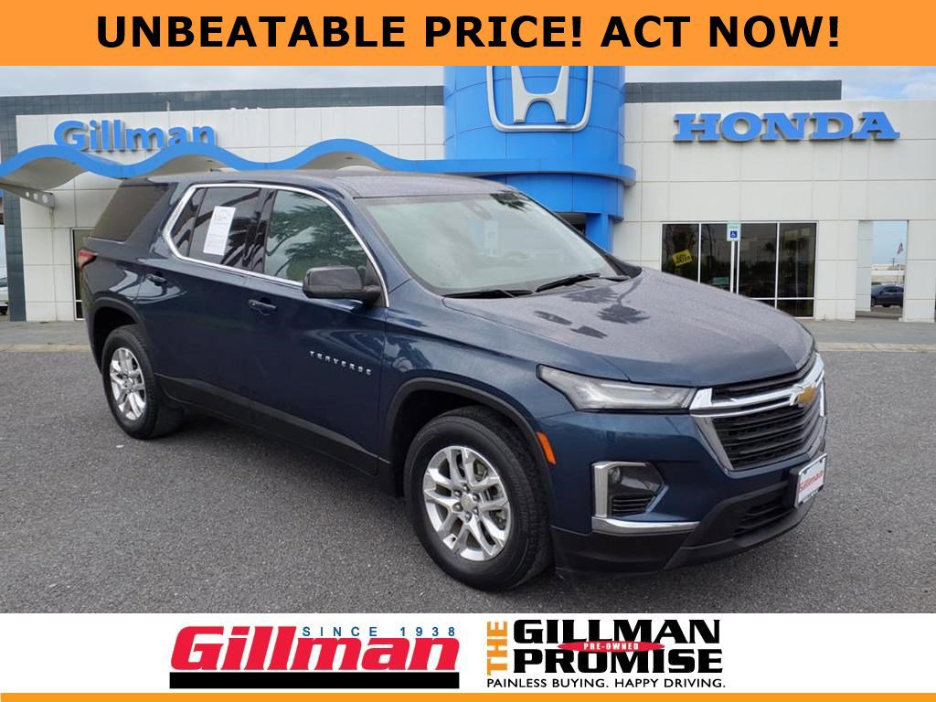 2023 Chevrolet Traverse LS's photo