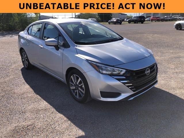 2025 Nissan Versa Sedan SV's photo