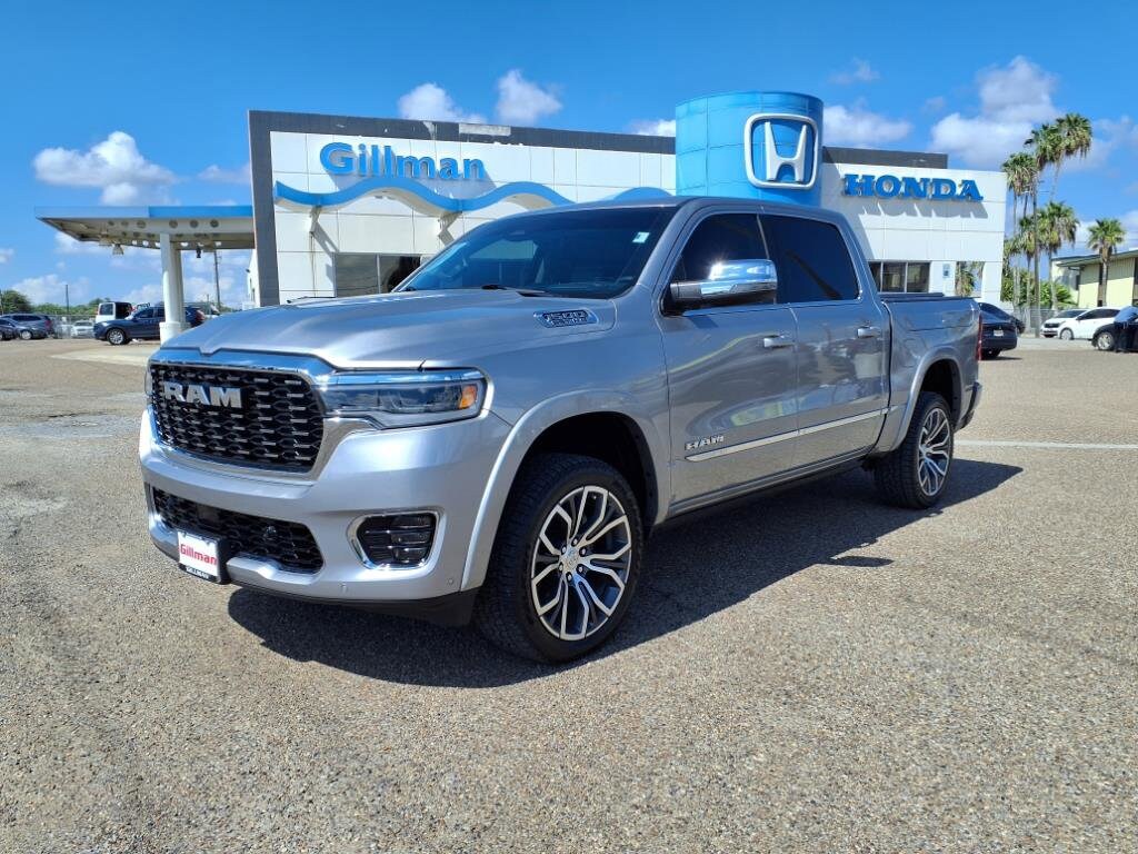 2025 Ram 1500 photo 3