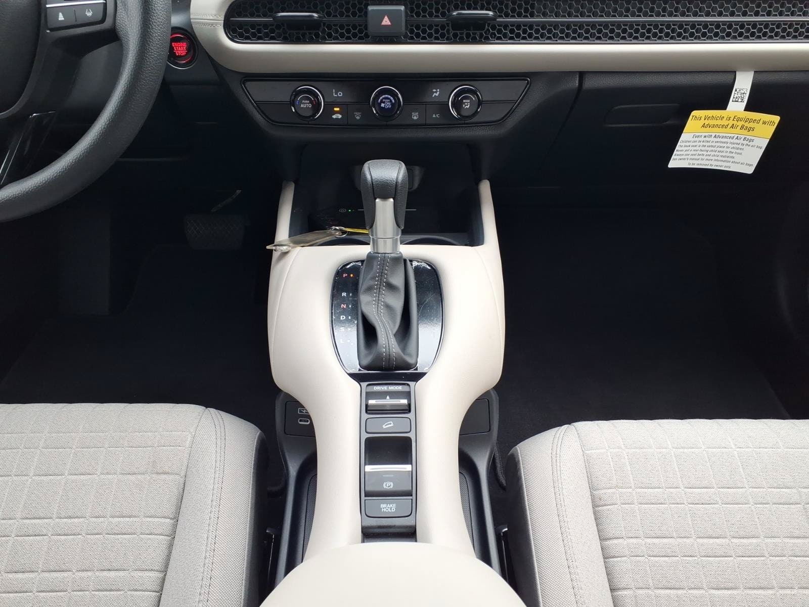 2027 Honda HR-V LX - Photo 19