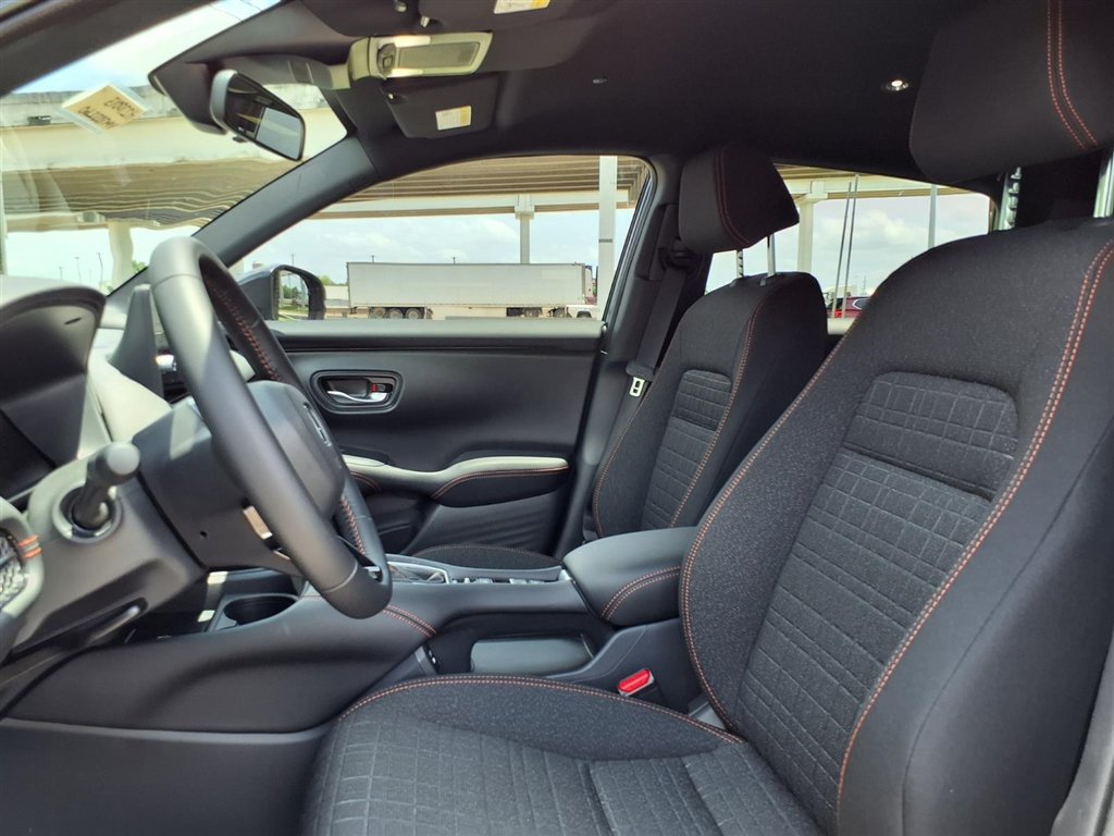 2027 Honda HR-V Sport - Photo 19