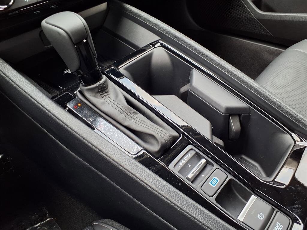 2026 Honda Accord Hybrid EX-L - Photo 16