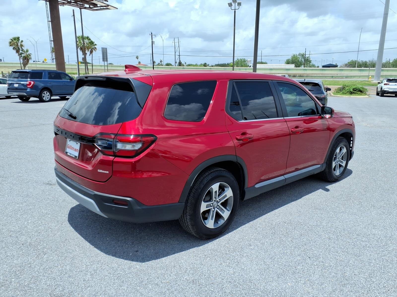 2025 Honda Pilot EX-L - Photo 8