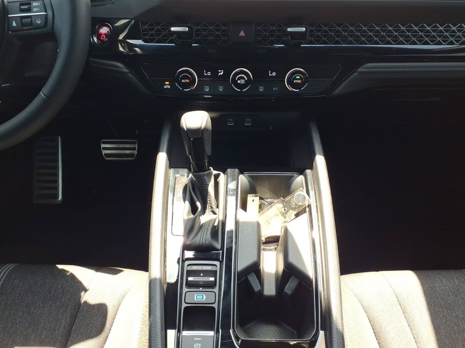 2024 Honda Accord Hybrid Sport - Photo 18