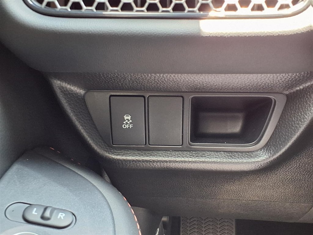 2027 Honda HR-V Sport - Photo 7