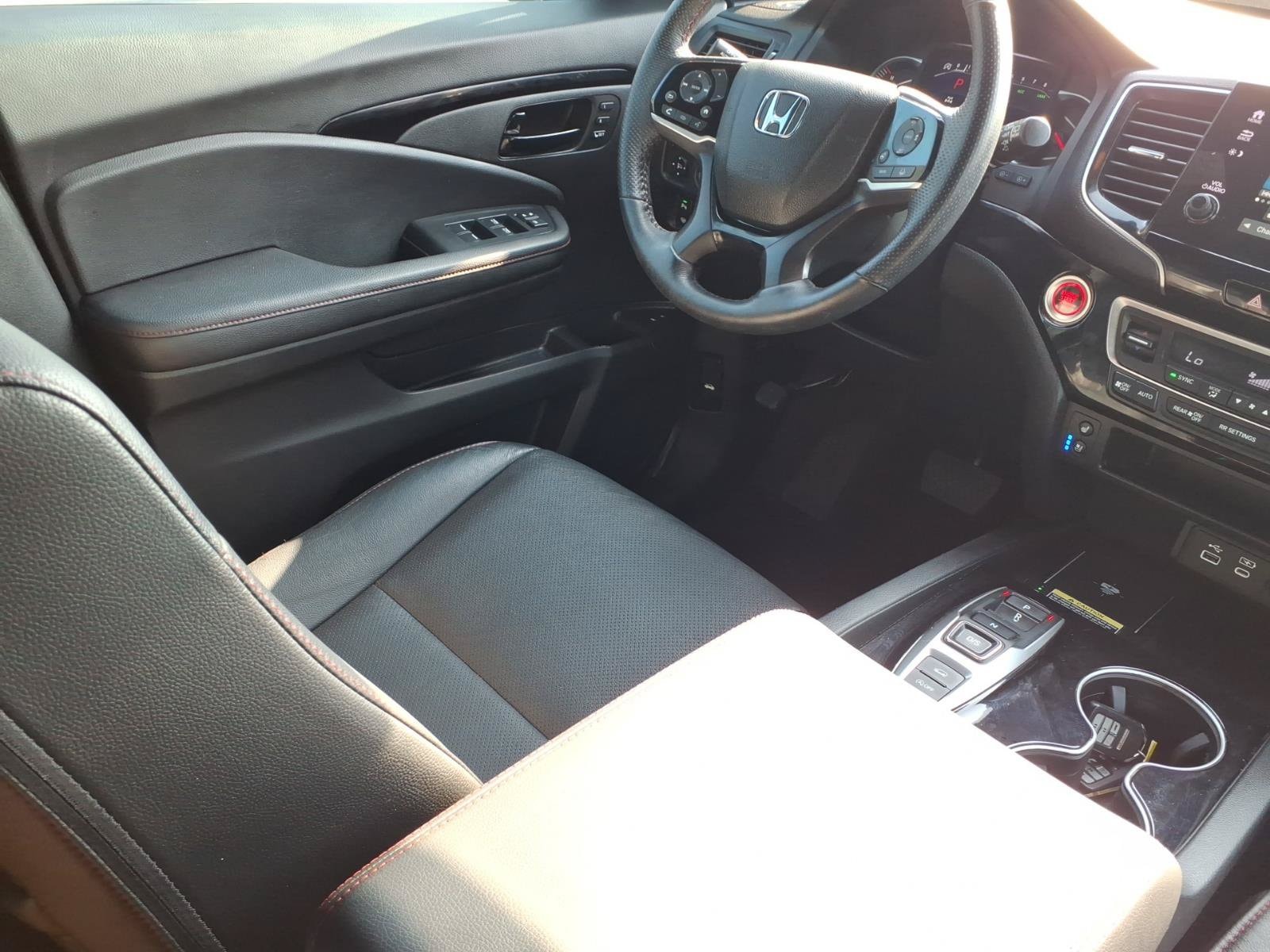 2024 Honda Passport Black Edition - Photo 15