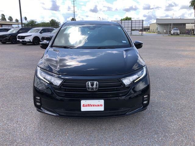 2023 Honda Odyssey Sport photo 2