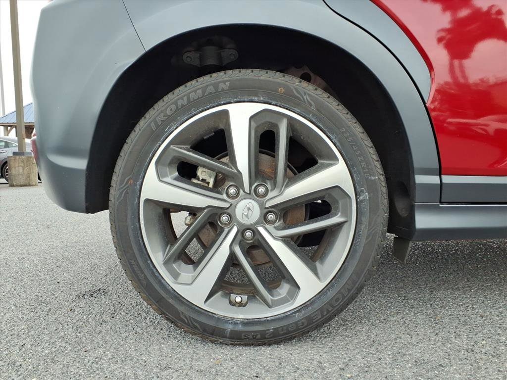 2021 Hyundai Kona Limited - Photo 25