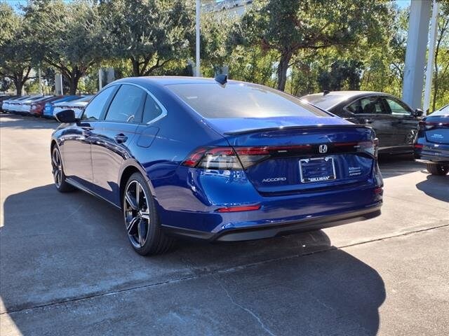 2025 Honda Accord Hybrid Sport photo 2