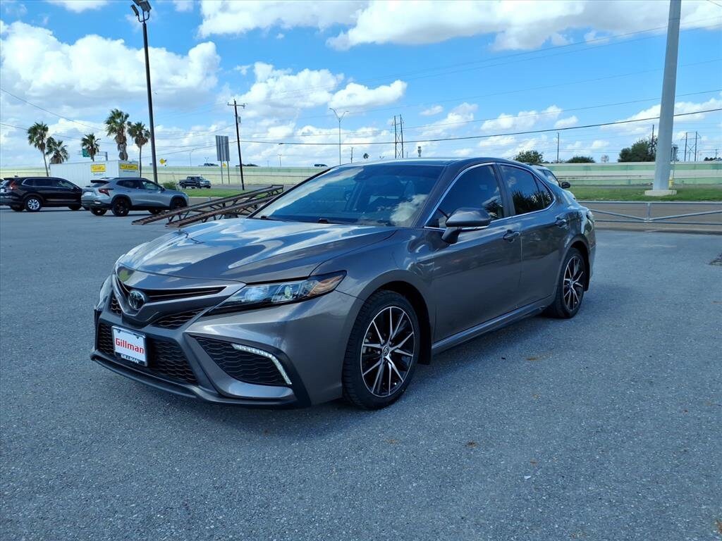 2023 Toyota Camry SE photo 4