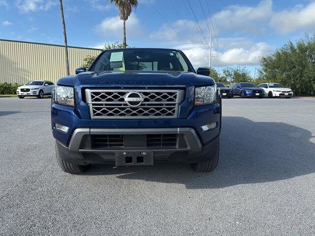 2023 Nissan Frontier SV photo 2