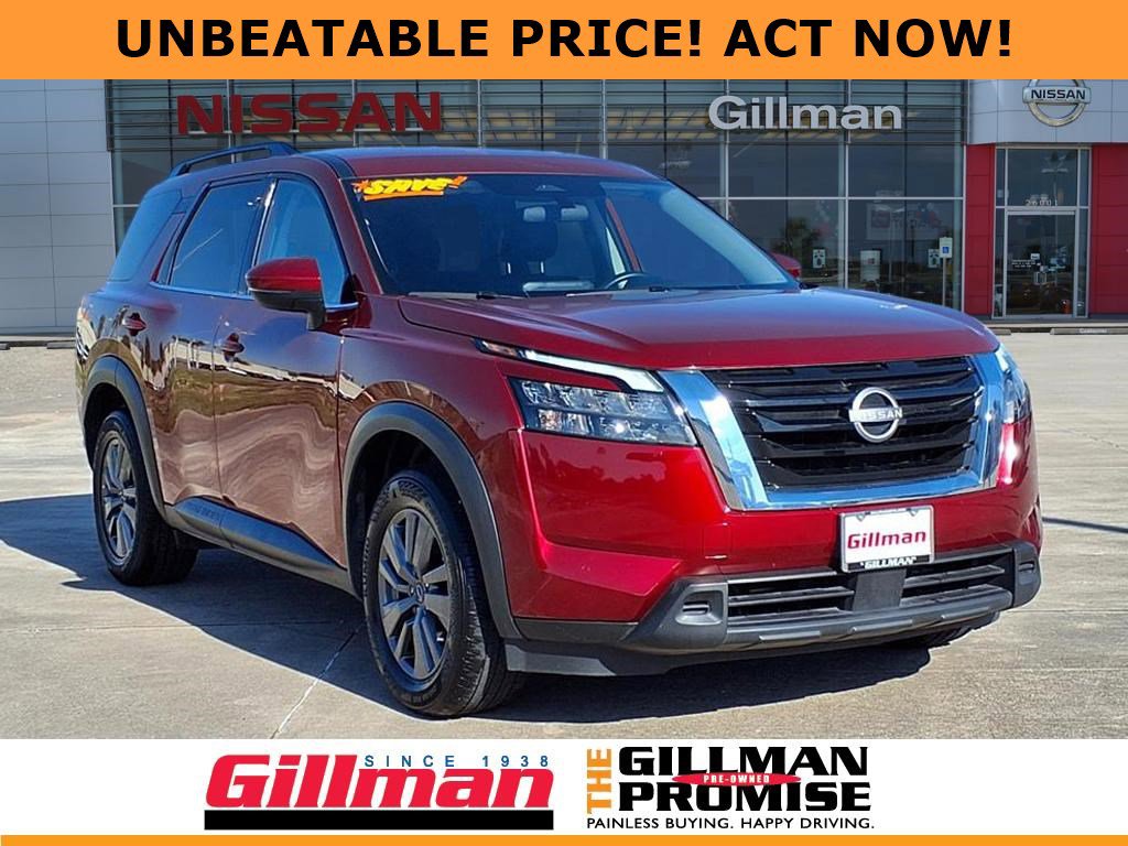 2024 Nissan Pathfinder SV's photo