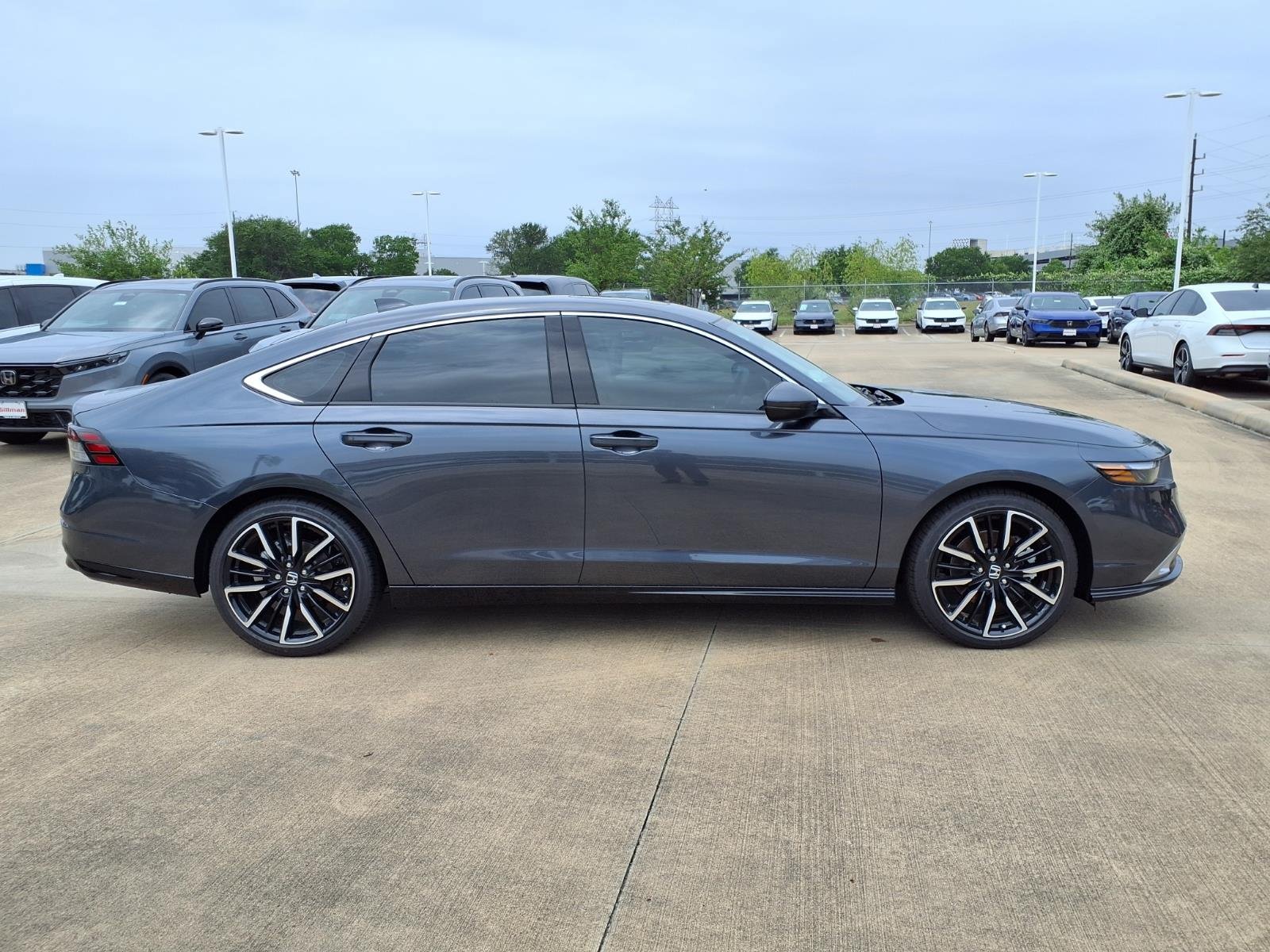 2026 Honda Accord Hybrid Touring - Photo 14