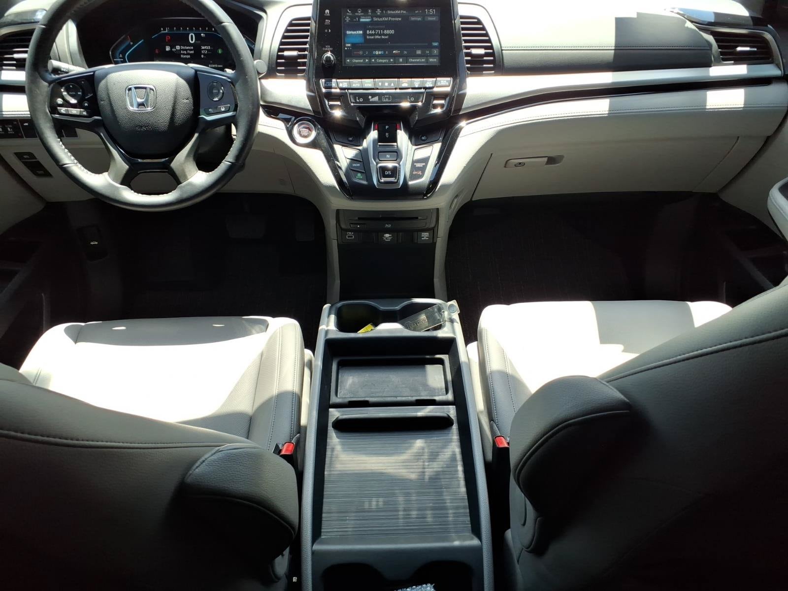 2024 Honda Odyssey Touring - Photo 18