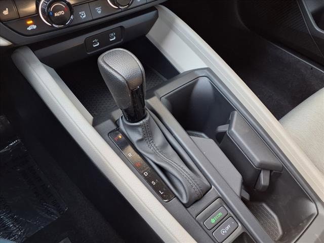 2025 Honda Accord SE - Photo 15