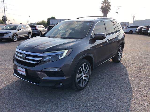 2017 Honda Pilot Touring photo 4
