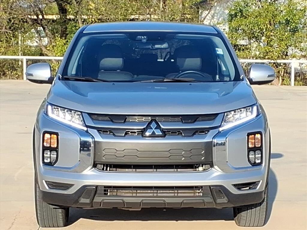 2024 Mitsubishi Outlander Sport ES LE SE photo 3