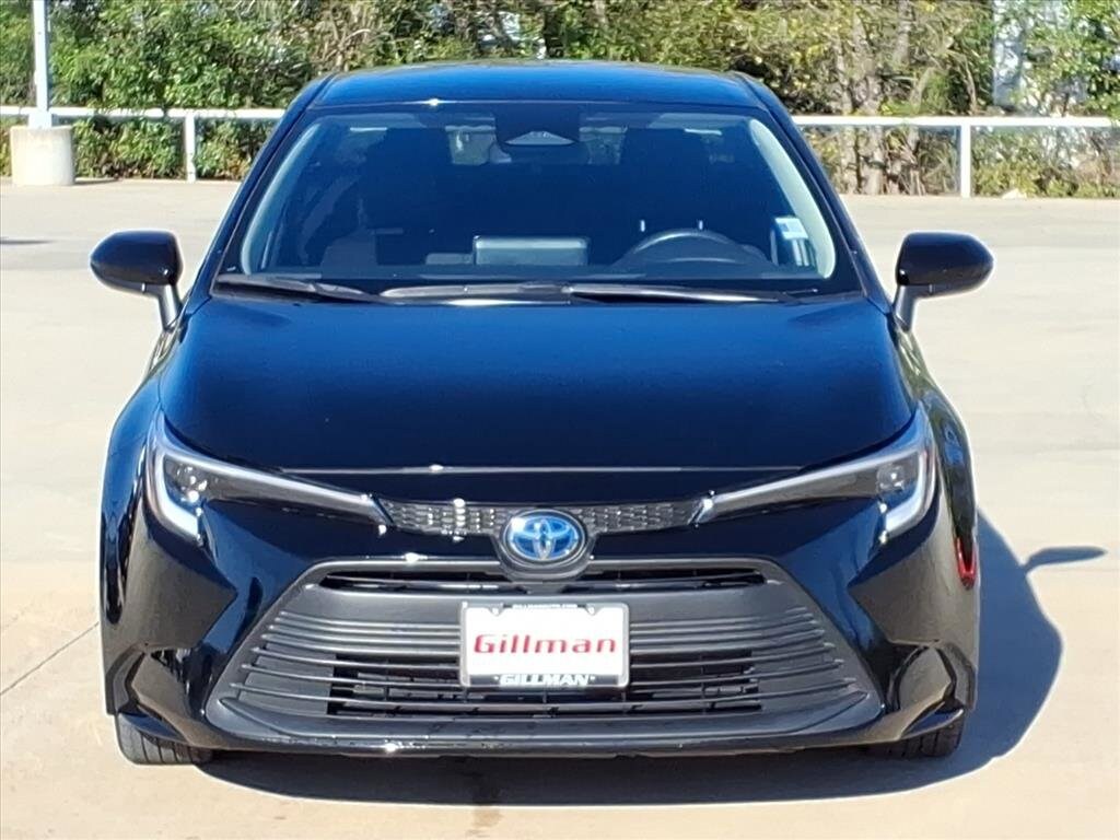 2023 Toyota Corolla Hybrid LE photo 3