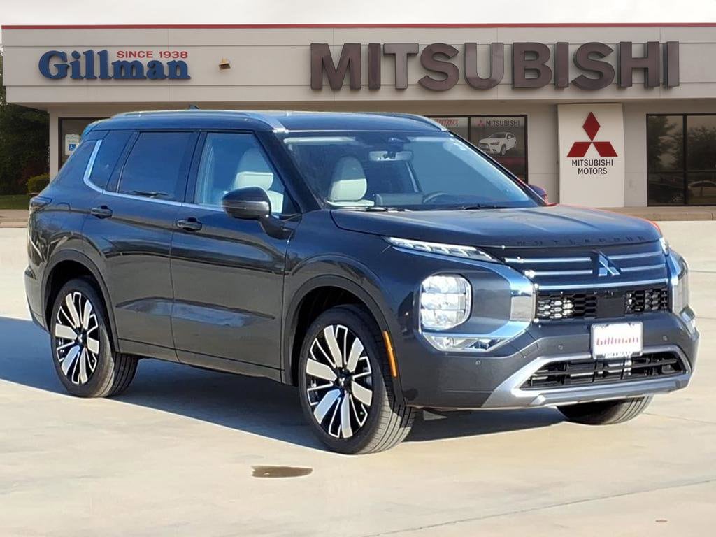 2026 Mitsubishi Outlander SEL's photo