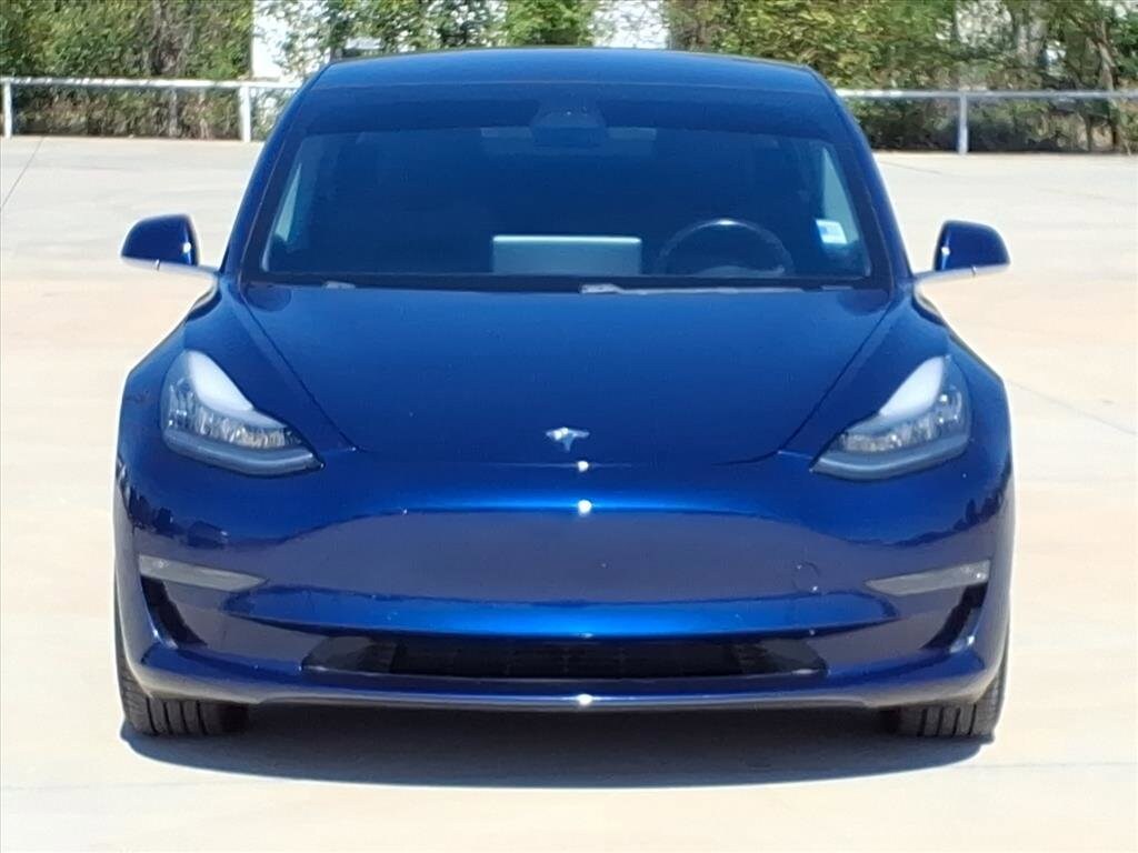 2019 Tesla Model 3 photo 3
